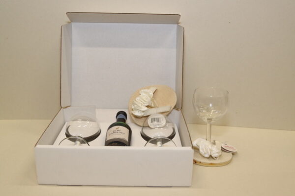 Verrassingbox 3 - wijn/ wijnglazen/ onderzetters